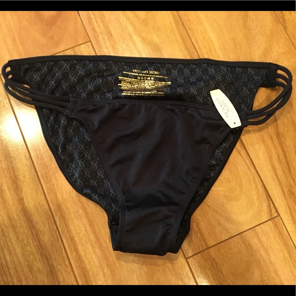 Bikini bottoms